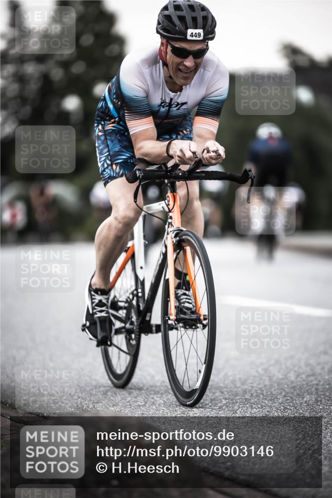 21.06.2026 - 29. Vierlanden-Triathlon H.Heesch http://msf.ph/oto/9903146 21.06.2026 10:15:41 Radfahren 231, 397, 449, 467 meine-sportfotos.de