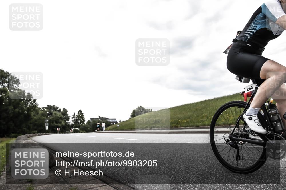 21.06.2026 - 29. Vierlanden-Triathlon H.Heesch http://msf.ph/oto/9903205 21.06.2026 10:05:11 Radfahren 264, 275, 323, 326 meine-sportfotos.de