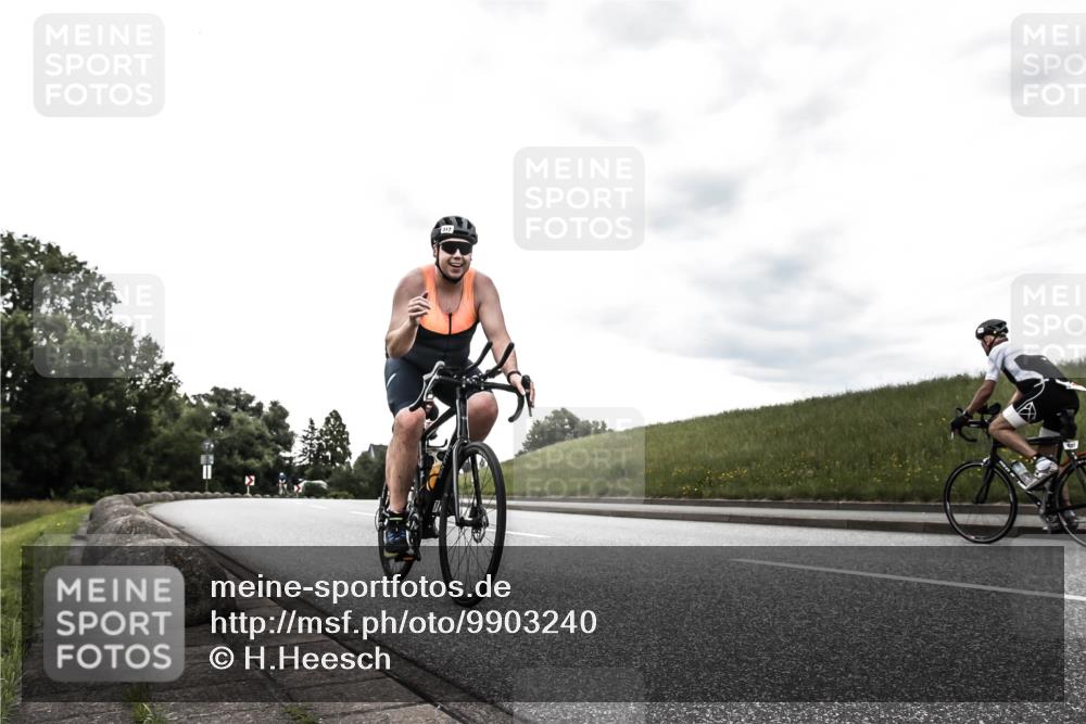 21.06.2026 - 29. Vierlanden-Triathlon H.Heesch http://msf.ph/oto/9903240 21.06.2026 10:05:54 Radfahren 159, 317 meine-sportfotos.de