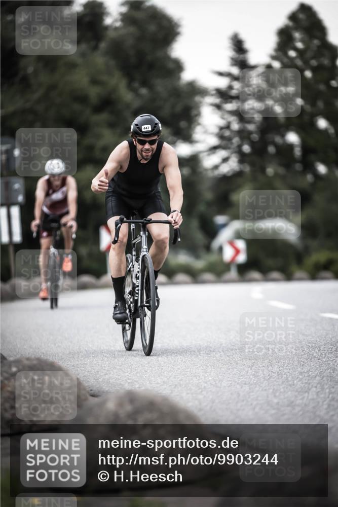 21.06.2026 - 29. Vierlanden-Triathlon H.Heesch http://msf.ph/oto/9903244 21.06.2026 10:15:49 Radfahren 212, 394, 397, 410, 447 meine-sportfotos.de