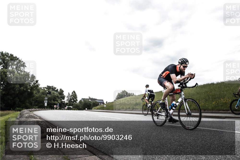 21.06.2026 - 29. Vierlanden-Triathlon H.Heesch http://msf.ph/oto/9903246 21.06.2026 10:05:55 Radfahren 159, 317 meine-sportfotos.de