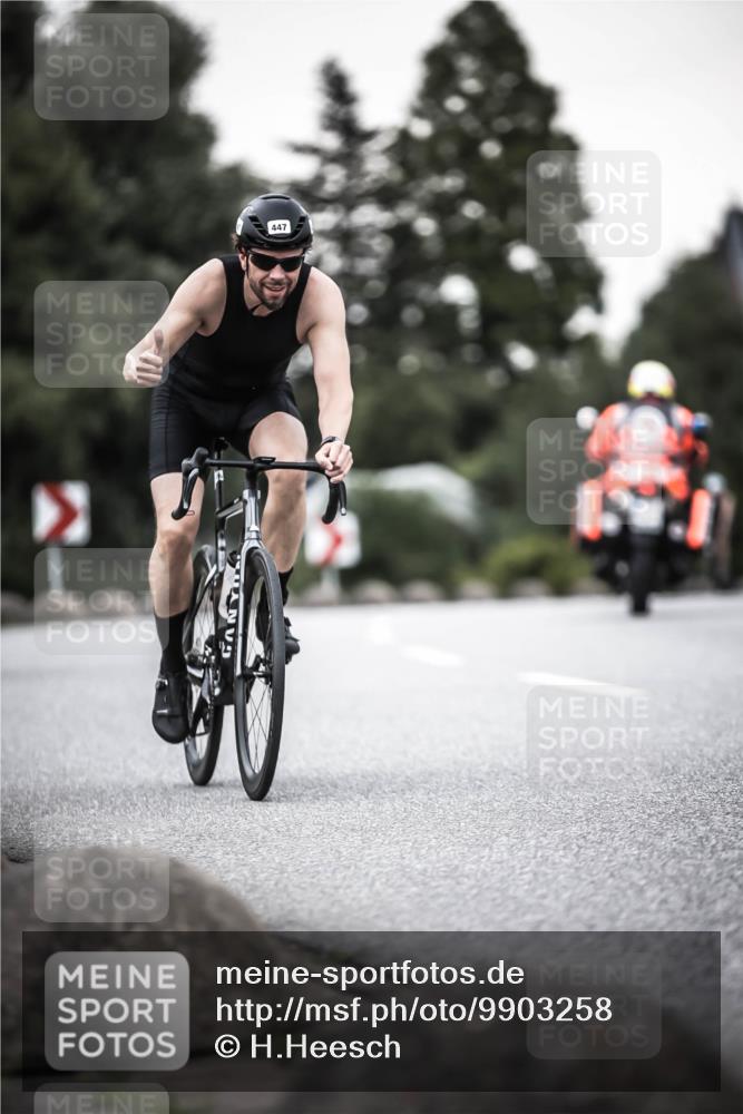 21.06.2026 - 29. Vierlanden-Triathlon H.Heesch http://msf.ph/oto/9903258 21.06.2026 10:15:49 Radfahren 212, 394, 397, 410, 447 meine-sportfotos.de