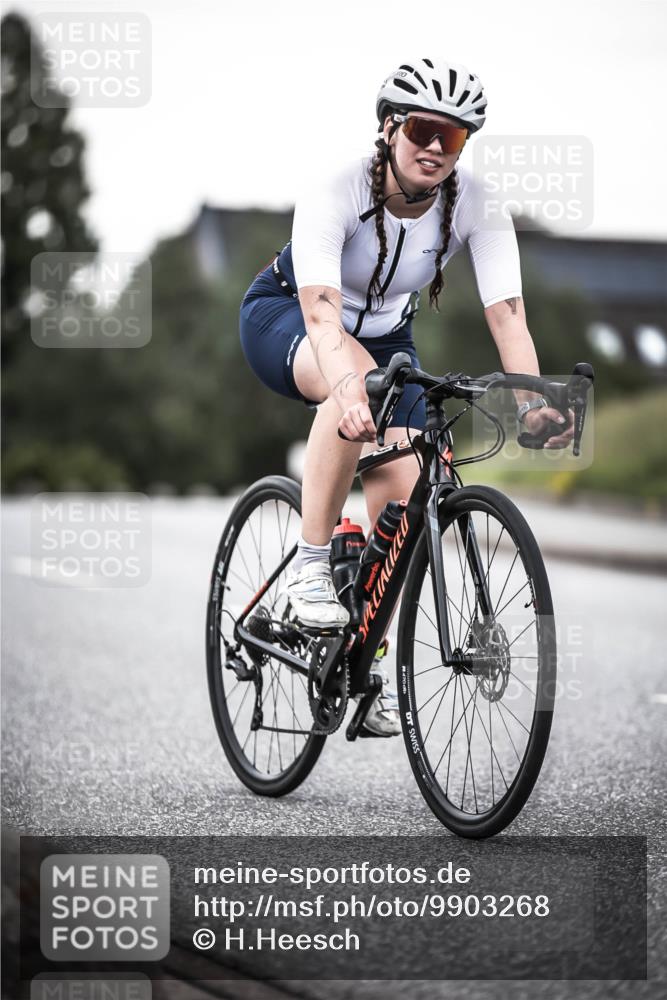 21.06.2026 - 29. Vierlanden-Triathlon H.Heesch http://msf.ph/oto/9903268 21.06.2026 10:08:51 Radfahren 30, 269, 277 meine-sportfotos.de