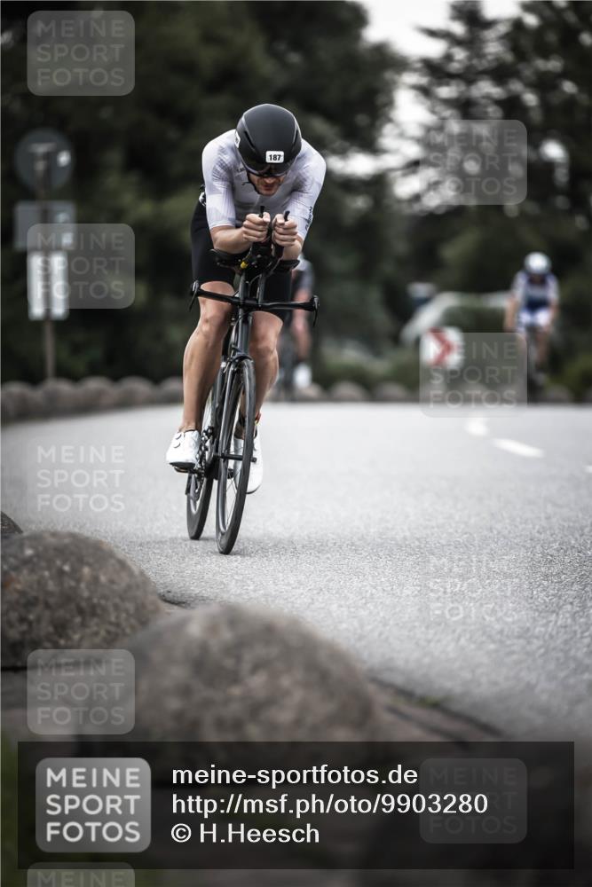 21.06.2026 - 29. Vierlanden-Triathlon H.Heesch http://msf.ph/oto/9903280 21.06.2026 10:09:18 Radfahren 25, 153, 187, 191, 303 meine-sportfotos.de