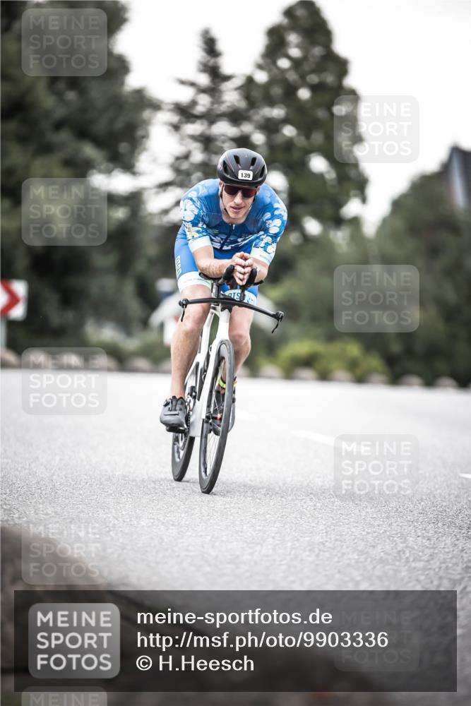 21.06.2026 - 29. Vierlanden-Triathlon H.Heesch http://msf.ph/oto/9903336 21.06.2026 10:11:29 Radfahren 139, 198, 296, 338 meine-sportfotos.de