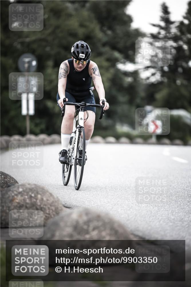 21.06.2026 - 29. Vierlanden-Triathlon H.Heesch http://msf.ph/oto/9903350 21.06.2026 10:11:50 Radfahren 47, 161, 246, 414 meine-sportfotos.de