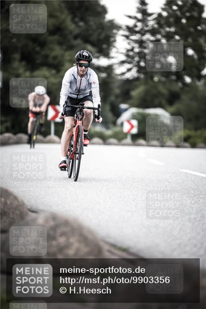 21.06.2026 - 29. Vierlanden-Triathlon H.Heesch http://msf.ph/oto/9903356 21.06.2026 10:12:02 Radfahren 115, 160, 205, 248 meine-sportfotos.de
