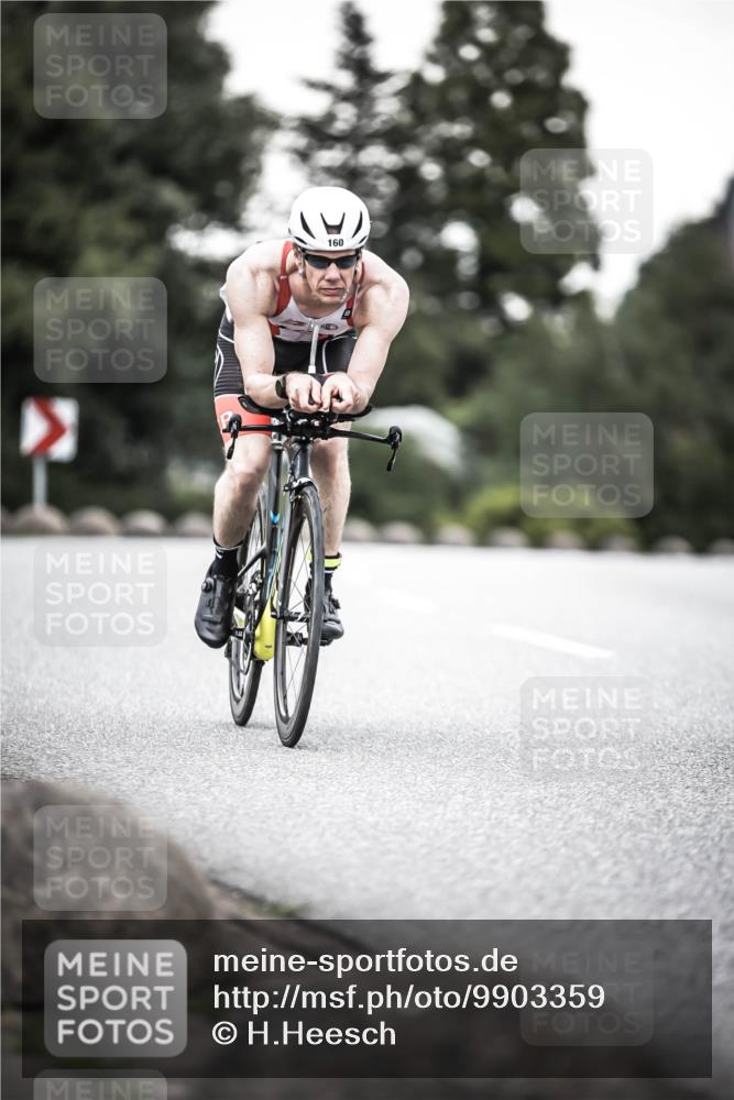 21.06.2026 - 29. Vierlanden-Triathlon H.Heesch http://msf.ph/oto/9903359 21.06.2026 10:12:04 Radfahren 115, 160, 205, 248 meine-sportfotos.de