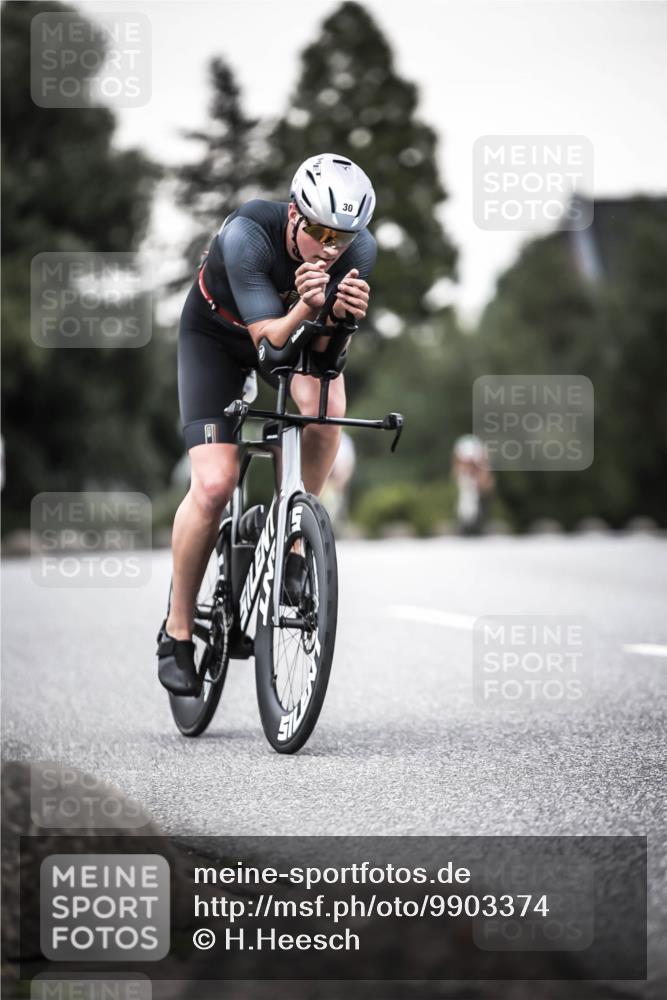 21.06.2026 - 29. Vierlanden-Triathlon H.Heesch http://msf.ph/oto/9903374 21.06.2026 10:16:06 Radfahren 30, 50, 132, 443 meine-sportfotos.de