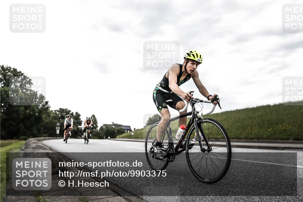 21.06.2026 - 29. Vierlanden-Triathlon H.Heesch http://msf.ph/oto/9903375 21.06.2026 10:08:22 Radfahren 34, 131, 345 meine-sportfotos.de