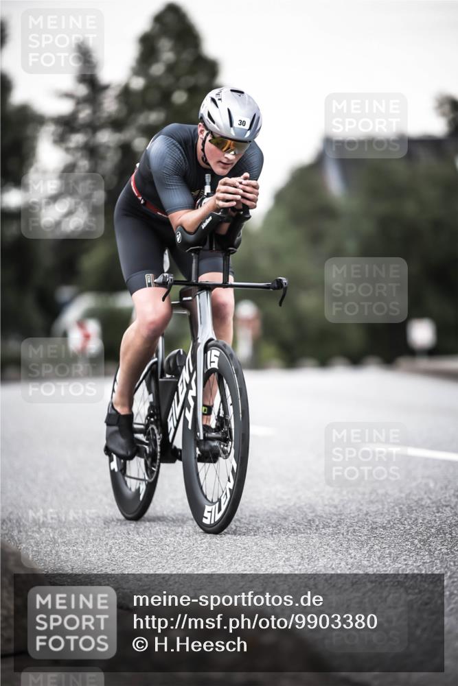 21.06.2026 - 29. Vierlanden-Triathlon H.Heesch http://msf.ph/oto/9903380 21.06.2026 10:16:06 Radfahren 30, 50, 132, 443 meine-sportfotos.de