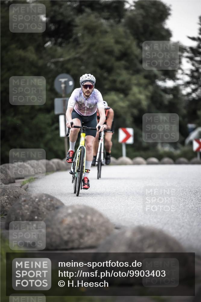 21.06.2026 - 29. Vierlanden-Triathlon H.Heesch http://msf.ph/oto/9903403 21.06.2026 10:16:11 Radfahren 50, 167, 443 meine-sportfotos.de