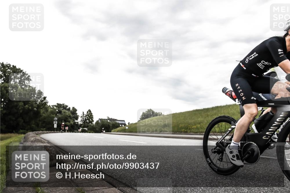 21.06.2026 - 29. Vierlanden-Triathlon H.Heesch http://msf.ph/oto/9903437 21.06.2026 10:09:38 Radfahren 18, 121, 122, 157, 225 meine-sportfotos.de