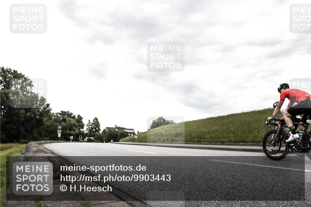 21.06.2026 - 29. Vierlanden-Triathlon H.Heesch http://msf.ph/oto/9903443 21.06.2026 10:09:45 Radfahren  meine-sportfotos.de