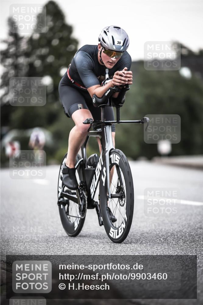21.06.2026 - 29. Vierlanden-Triathlon H.Heesch http://msf.ph/oto/9903460 21.06.2026 10:16:06 Radfahren 30, 50, 132, 443 meine-sportfotos.de