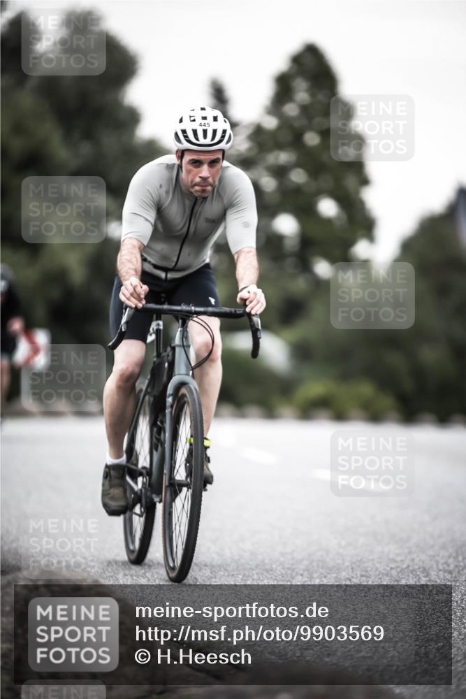 21.06.2026 - 29. Vierlanden-Triathlon H.Heesch http://msf.ph/oto/9903569 21.06.2026 10:17:33 Radfahren 77, 107, 116, 210, 211, 419, 445, 452 meine-sportfotos.de