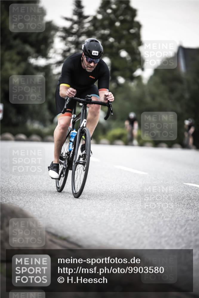 21.06.2026 - 29. Vierlanden-Triathlon H.Heesch http://msf.ph/oto/9903580 21.06.2026 10:17:35 Radfahren 116, 210, 211, 419, 445, 452 meine-sportfotos.de
