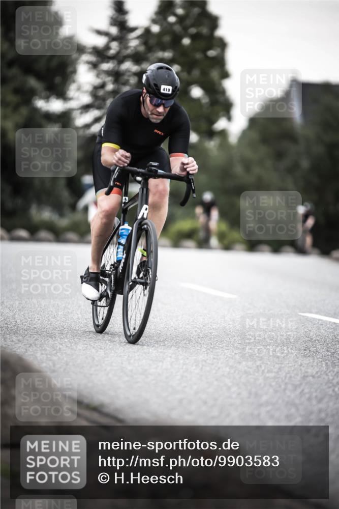 21.06.2026 - 29. Vierlanden-Triathlon H.Heesch http://msf.ph/oto/9903583 21.06.2026 10:17:35 Radfahren 116, 210, 211, 419, 445, 452 meine-sportfotos.de