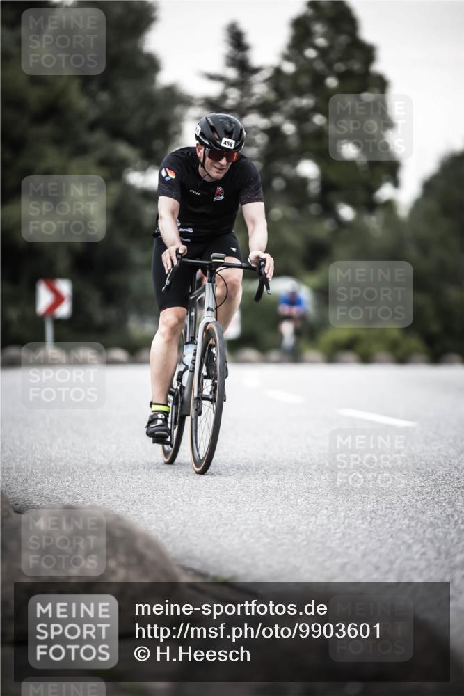 21.06.2026 - 29. Vierlanden-Triathlon H.Heesch http://msf.ph/oto/9903601 21.06.2026 10:17:44 Radfahren 63, 428, 458, 471, 475 meine-sportfotos.de