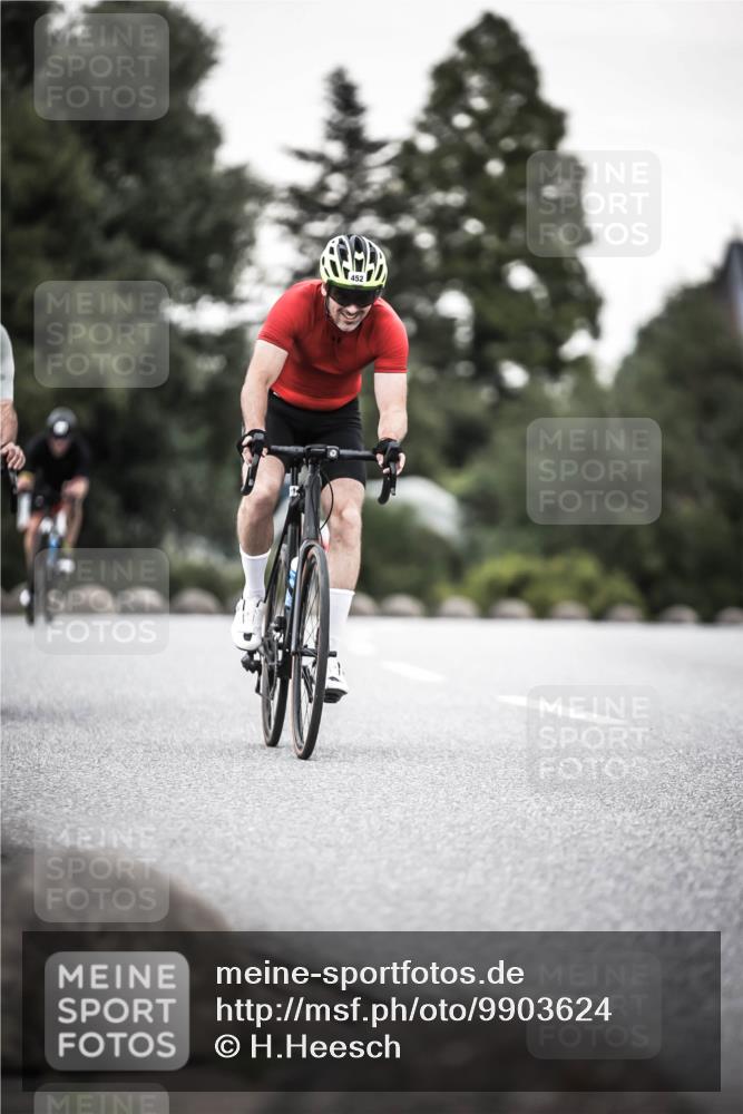 21.06.2026 - 29. Vierlanden-Triathlon H.Heesch http://msf.ph/oto/9903624 21.06.2026 10:17:32 Radfahren 77, 107, 116, 210, 211, 419, 445, 452 meine-sportfotos.de