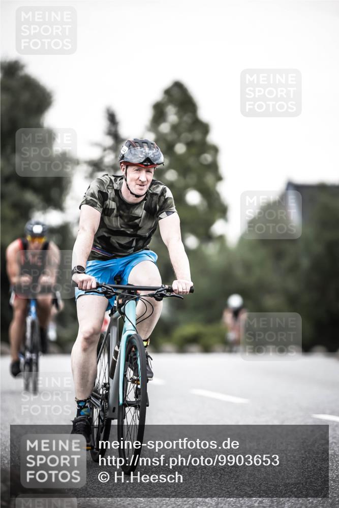 21.06.2026 - 29. Vierlanden-Triathlon H.Heesch http://msf.ph/oto/9903653 21.06.2026 10:17:57 Radfahren 3, 64, 422, 444, 474, 477 meine-sportfotos.de