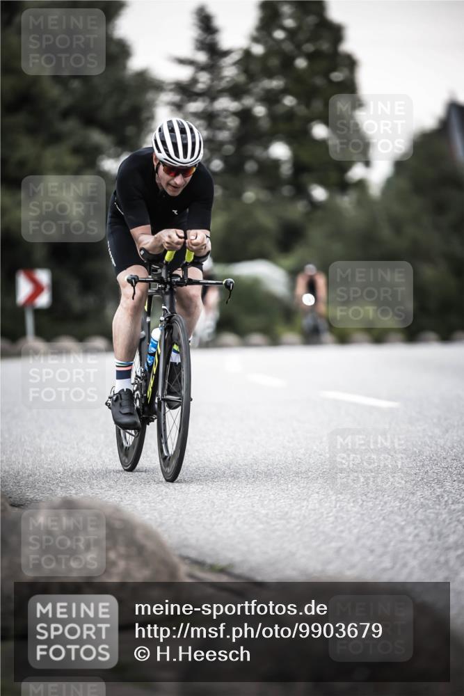 21.06.2026 - 29. Vierlanden-Triathlon H.Heesch http://msf.ph/oto/9903679 21.06.2026 10:18:09 Radfahren 191, 279, 439 meine-sportfotos.de