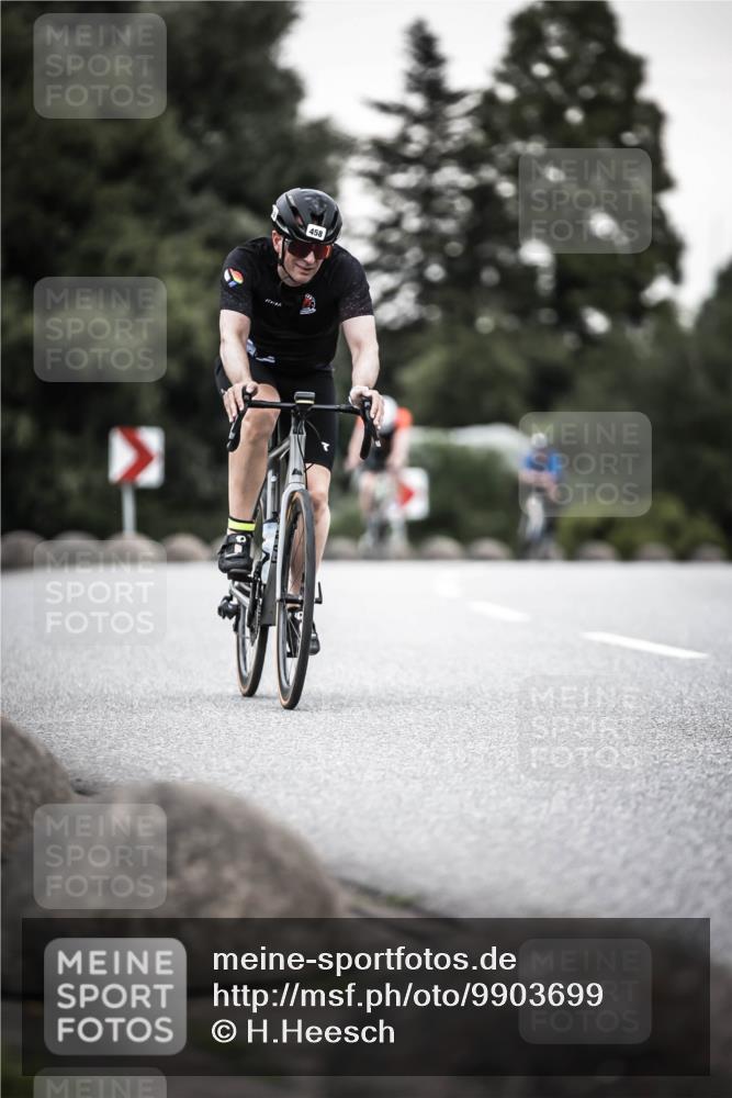 21.06.2026 - 29. Vierlanden-Triathlon H.Heesch http://msf.ph/oto/9903699 21.06.2026 10:17:44 Radfahren 63, 428, 458, 471, 475 meine-sportfotos.de