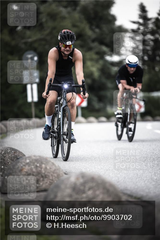 21.06.2026 - 29. Vierlanden-Triathlon H.Heesch http://msf.ph/oto/9903702 21.06.2026 10:18:17 Radfahren 105, 124, 279 meine-sportfotos.de