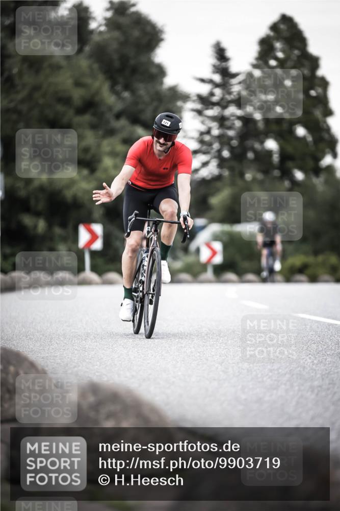 21.06.2026 - 29. Vierlanden-Triathlon H.Heesch http://msf.ph/oto/9903719 21.06.2026 10:18:32 Radfahren 87, 121, 393, 442, 446 meine-sportfotos.de