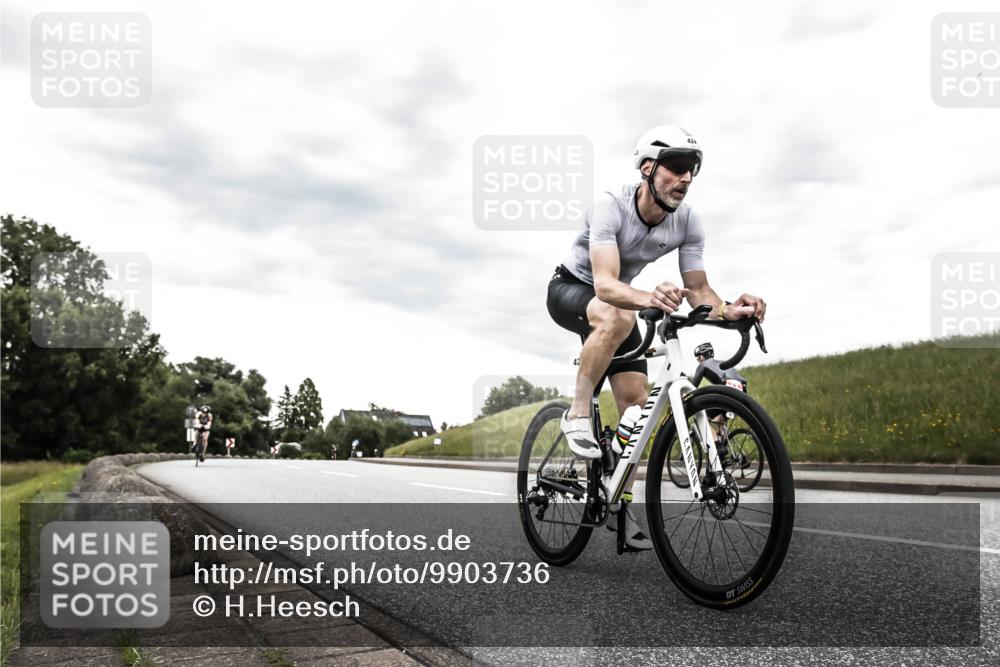 21.06.2026 - 29. Vierlanden-Triathlon H.Heesch http://msf.ph/oto/9903736 21.06.2026 10:15:09 Radfahren 129, 156, 424 meine-sportfotos.de