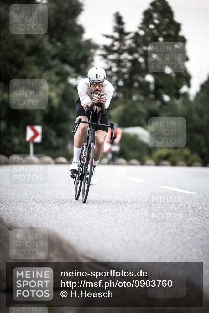 21.06.2026 - 29. Vierlanden-Triathlon H.Heesch http://msf.ph/oto/9903760 21.06.2026 10:18:56 Radfahren 81, 164, 283 meine-sportfotos.de