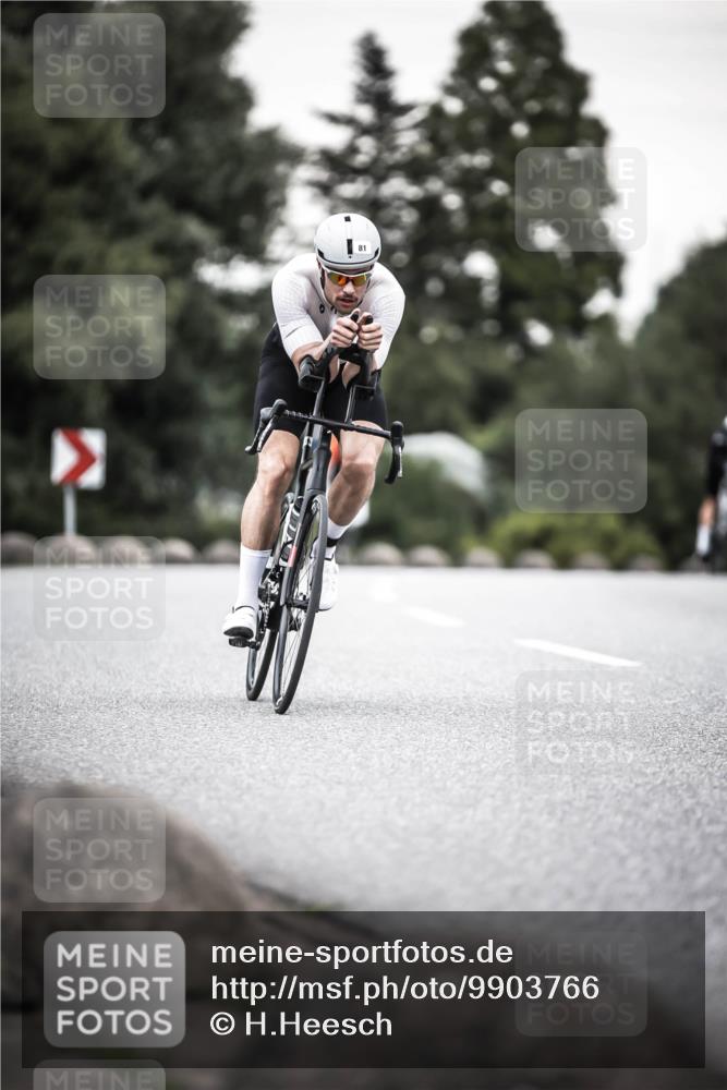 21.06.2026 - 29. Vierlanden-Triathlon H.Heesch http://msf.ph/oto/9903766 21.06.2026 10:18:56 Radfahren 81, 164, 283 meine-sportfotos.de
