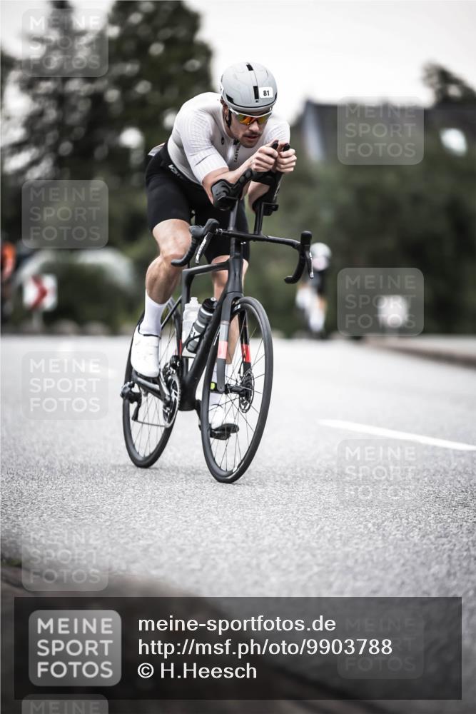 21.06.2026 - 29. Vierlanden-Triathlon H.Heesch http://msf.ph/oto/9903788 21.06.2026 10:18:57 Radfahren 81, 164, 283 meine-sportfotos.de