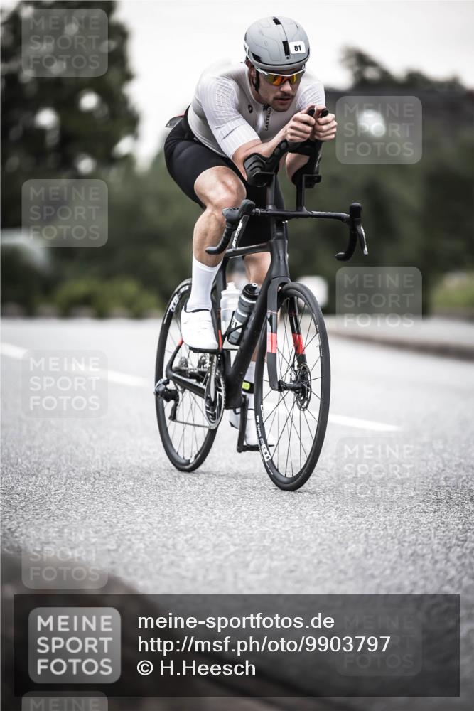 21.06.2026 - 29. Vierlanden-Triathlon H.Heesch http://msf.ph/oto/9903797 21.06.2026 10:18:57 Radfahren 81, 164, 283 meine-sportfotos.de