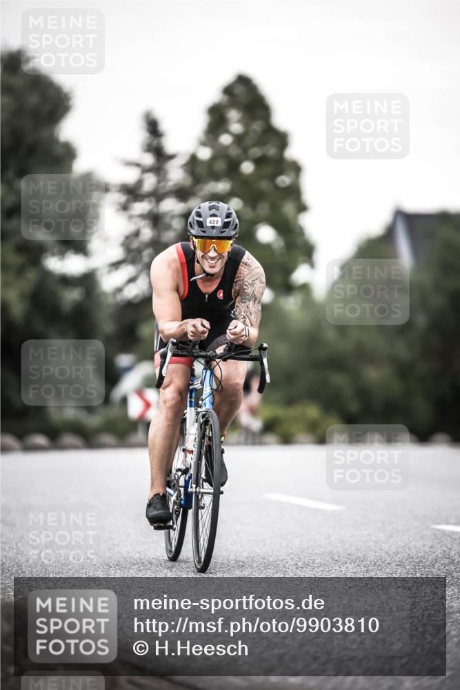 21.06.2026 - 29. Vierlanden-Triathlon H.Heesch http://msf.ph/oto/9903810 21.06.2026 10:17:58 Radfahren 3, 64, 422, 444, 474, 477 meine-sportfotos.de