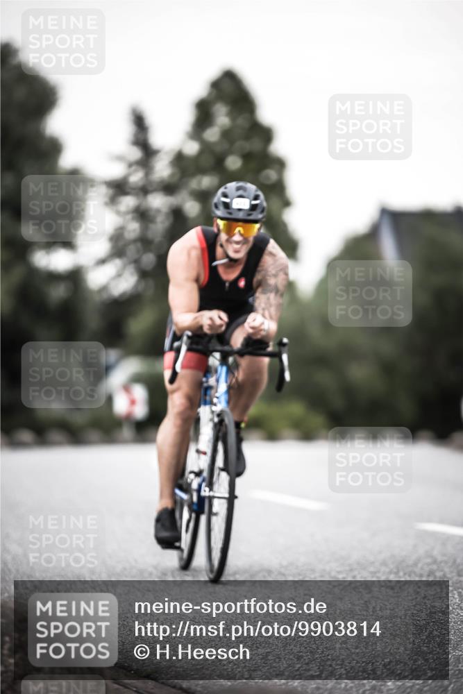 21.06.2026 - 29. Vierlanden-Triathlon H.Heesch http://msf.ph/oto/9903814 21.06.2026 10:17:58 Radfahren 3, 64, 422, 444, 474, 477 meine-sportfotos.de