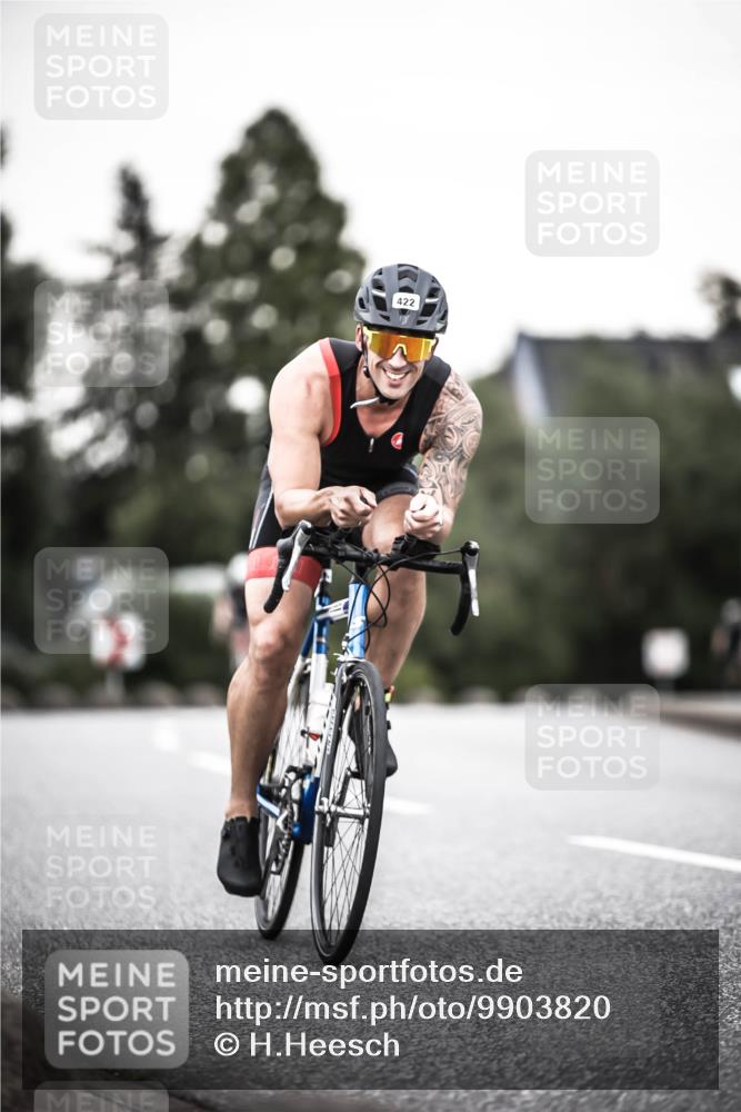 21.06.2026 - 29. Vierlanden-Triathlon H.Heesch http://msf.ph/oto/9903820 21.06.2026 10:17:58 Radfahren 3, 64, 422, 444, 474, 477 meine-sportfotos.de