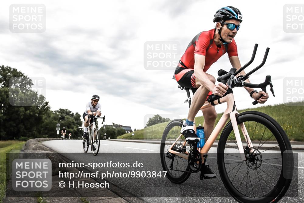 21.06.2026 - 29. Vierlanden-Triathlon H.Heesch http://msf.ph/oto/9903847 21.06.2026 10:16:33 Radfahren 83, 392, 409, 417 meine-sportfotos.de