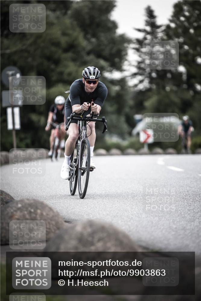 21.06.2026 - 29. Vierlanden-Triathlon H.Heesch http://msf.ph/oto/9903863 21.06.2026 10:18:01 Radfahren 64, 191, 422, 439, 444, 474, 477 meine-sportfotos.de