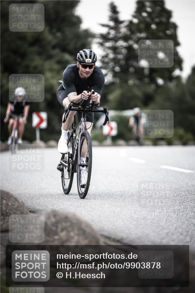 21.06.2026 - 29. Vierlanden-Triathlon H.Heesch http://msf.ph/oto/9903878 21.06.2026 10:18:01 Radfahren 64, 191, 422, 439, 444, 474, 477 meine-sportfotos.de