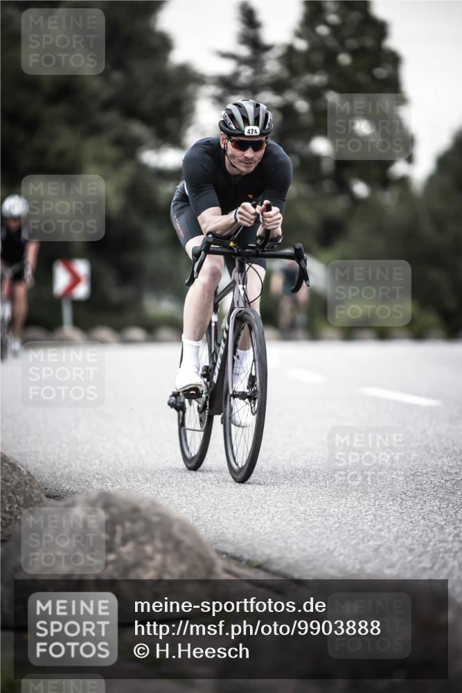 21.06.2026 - 29. Vierlanden-Triathlon H.Heesch http://msf.ph/oto/9903888 21.06.2026 10:18:02 Radfahren 64, 191, 422, 439, 474, 477 meine-sportfotos.de