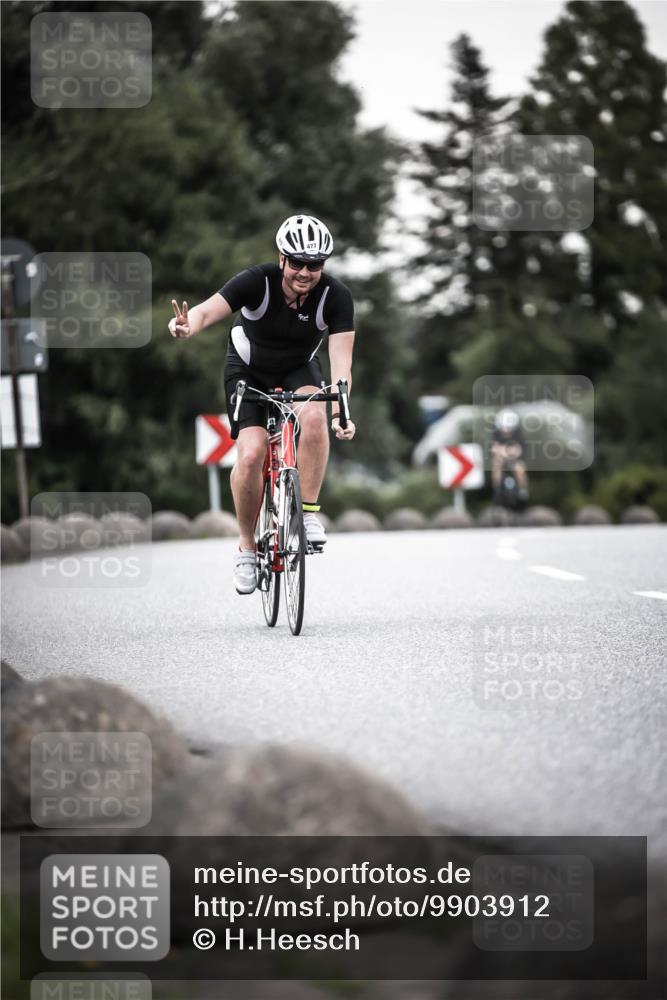 21.06.2026 - 29. Vierlanden-Triathlon H.Heesch http://msf.ph/oto/9903912 21.06.2026 10:18:03 Radfahren 64, 191, 439, 474, 477 meine-sportfotos.de