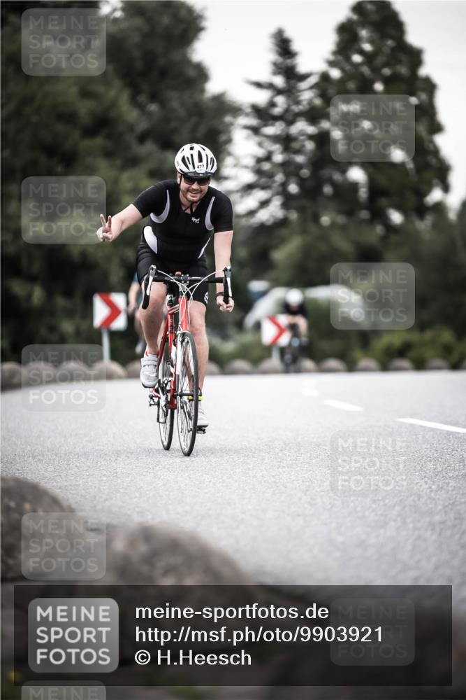 21.06.2026 - 29. Vierlanden-Triathlon H.Heesch http://msf.ph/oto/9903921 21.06.2026 10:18:04 Radfahren 64, 191, 439, 474, 477 meine-sportfotos.de