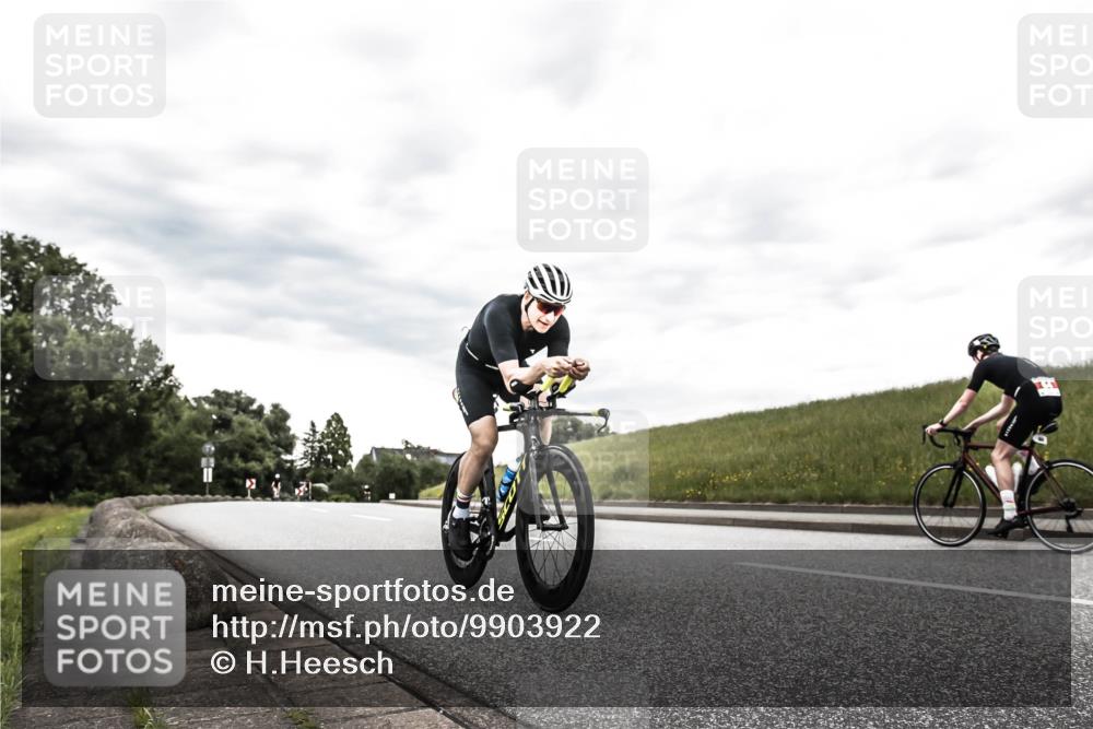 21.06.2026 - 29. Vierlanden-Triathlon H.Heesch http://msf.ph/oto/9903922 21.06.2026 10:18:09 Radfahren 191, 439 meine-sportfotos.de