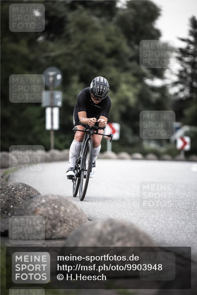21.06.2026 - 29. Vierlanden-Triathlon H.Heesch http://msf.ph/oto/9903948 21.06.2026 10:19:11 Radfahren 24, 45, 247, 261, 418 meine-sportfotos.de
