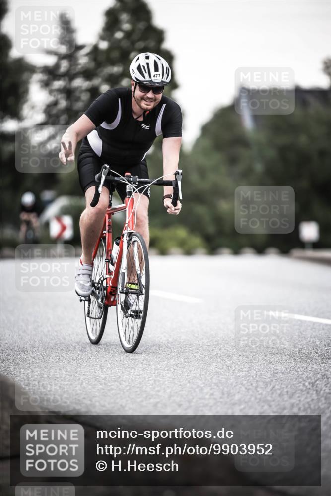 21.06.2026 - 29. Vierlanden-Triathlon H.Heesch http://msf.ph/oto/9903952 21.06.2026 10:18:04 Radfahren 64, 191, 439, 474, 477 meine-sportfotos.de