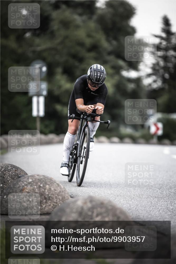 21.06.2026 - 29. Vierlanden-Triathlon H.Heesch http://msf.ph/oto/9903957 21.06.2026 10:19:12 Radfahren 24, 45, 247, 261, 418 meine-sportfotos.de