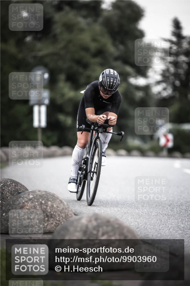 21.06.2026 - 29. Vierlanden-Triathlon H.Heesch http://msf.ph/oto/9903960 21.06.2026 10:19:12 Radfahren 24, 45, 247, 261, 418 meine-sportfotos.de