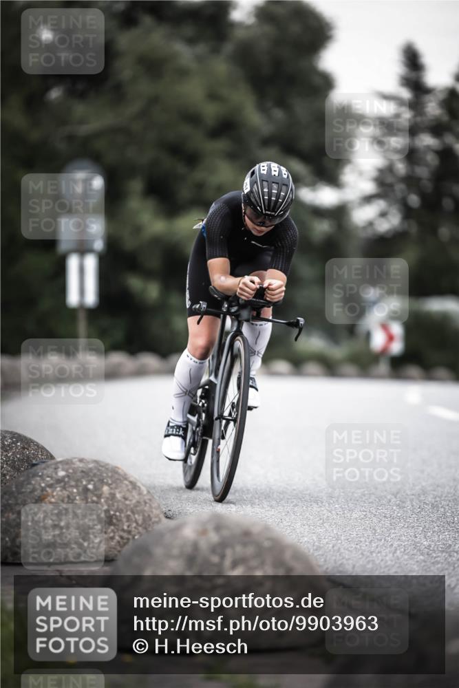 21.06.2026 - 29. Vierlanden-Triathlon H.Heesch http://msf.ph/oto/9903963 21.06.2026 10:19:12 Radfahren 24, 45, 247, 261, 418 meine-sportfotos.de