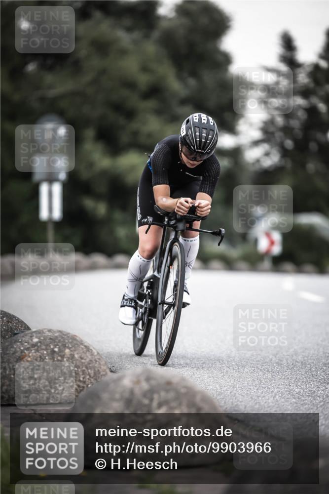 21.06.2026 - 29. Vierlanden-Triathlon H.Heesch http://msf.ph/oto/9903966 21.06.2026 10:19:12 Radfahren 24, 45, 247, 261, 418 meine-sportfotos.de